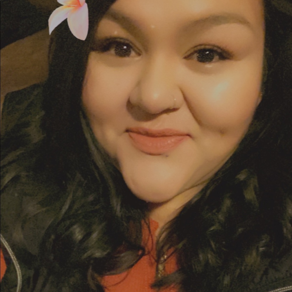 Meet your Posher, Lucia